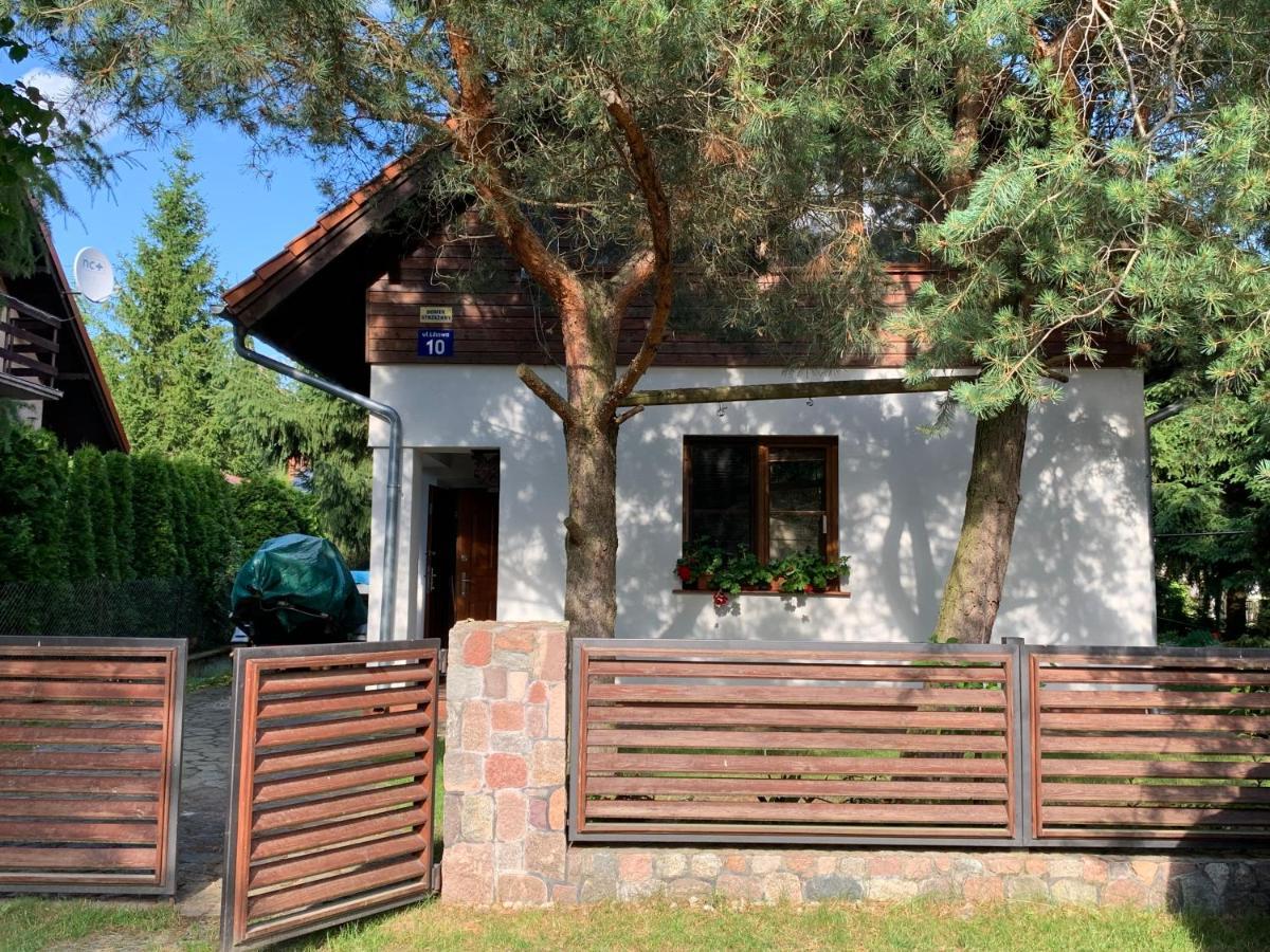 Dom Nad Jeziorem Tajty Lötzen Exterior foto
