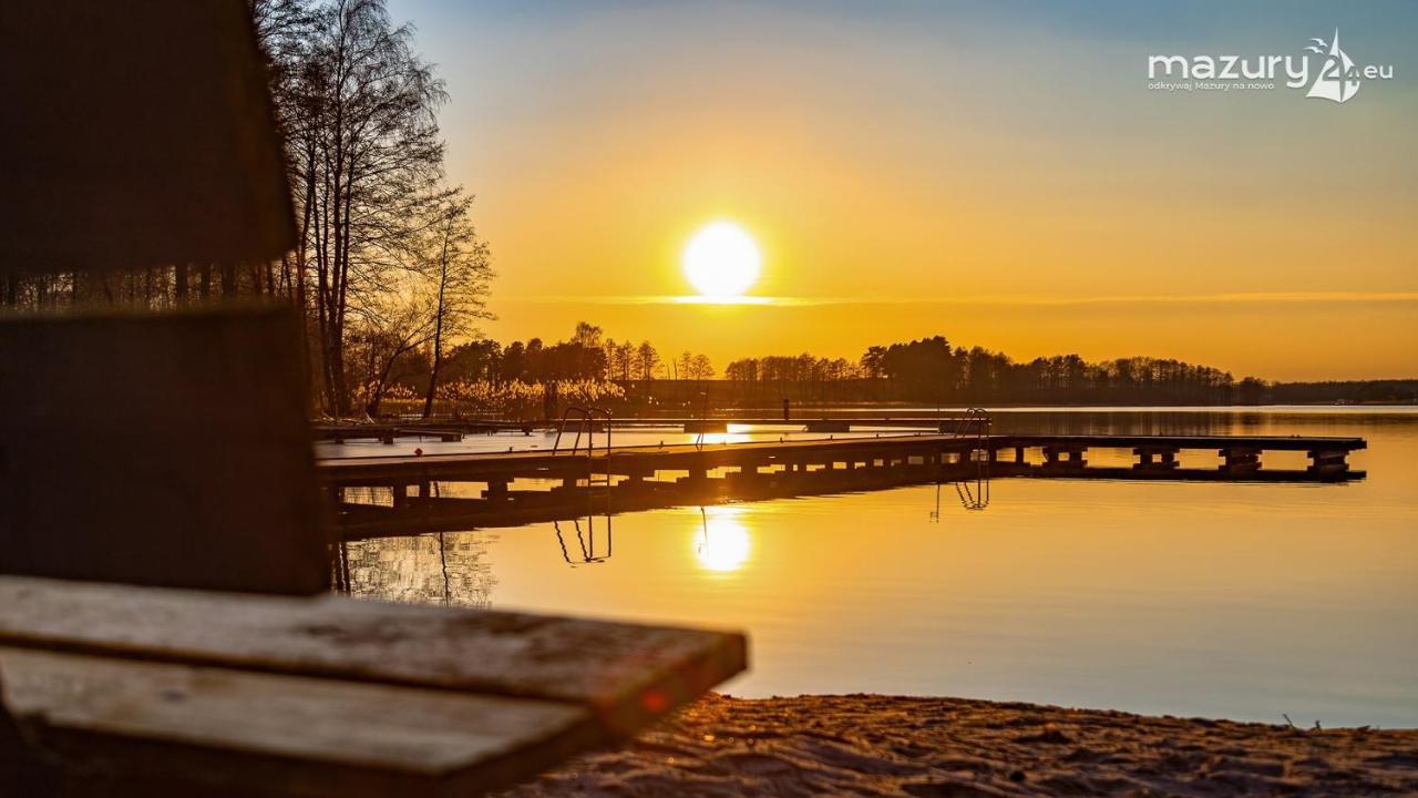 Dom Nad Jeziorem Tajty Lötzen Exterior foto